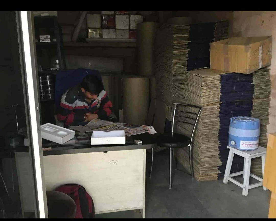 Gayatri Packaging Warehouse – Boxes, Bubble Sheets and Strapping Rolls Storage